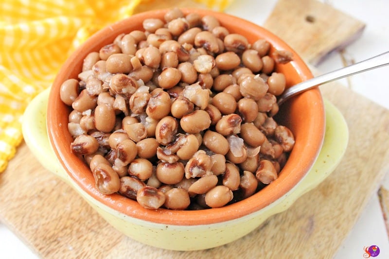 A bowl of Instant Pot Black-Eyed Peas