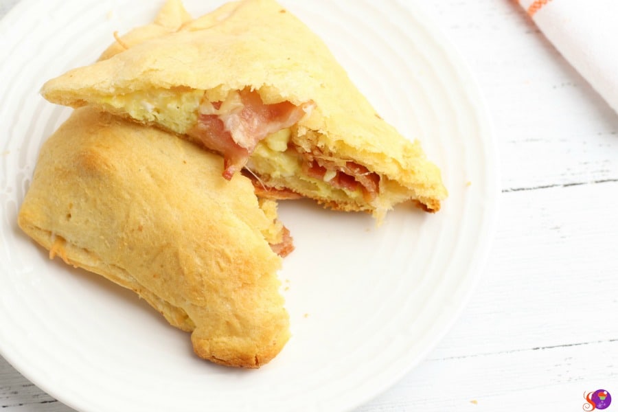 bacon egg and cheese breakfast pocket recipe idea