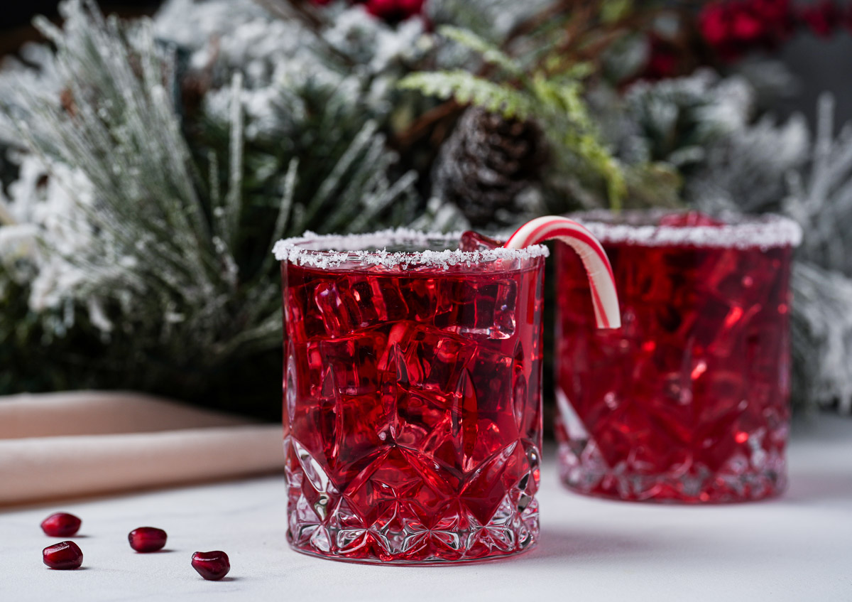 Naughty Elf Cocktail Christmas Drink recipe