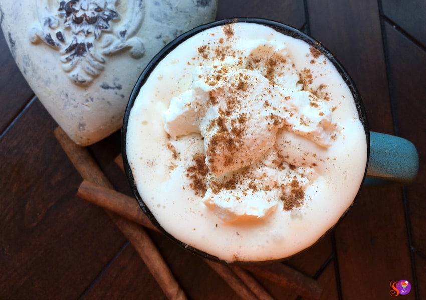 Irish Coffee Recipe - Deliciously Smooth and Creamy Adult Drink 2 Irish coffee with sprinkle of cinnamon