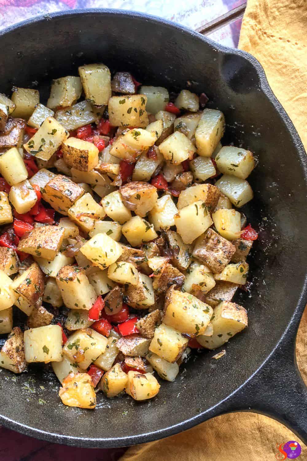 With well-seasoned, deliciously crispy outsides and smooth, creamy centers, these best-ever Skillet Parmesan Breakfast Potatoes are so delicious and easy to make! #sweetandsavorymorsels #recipes