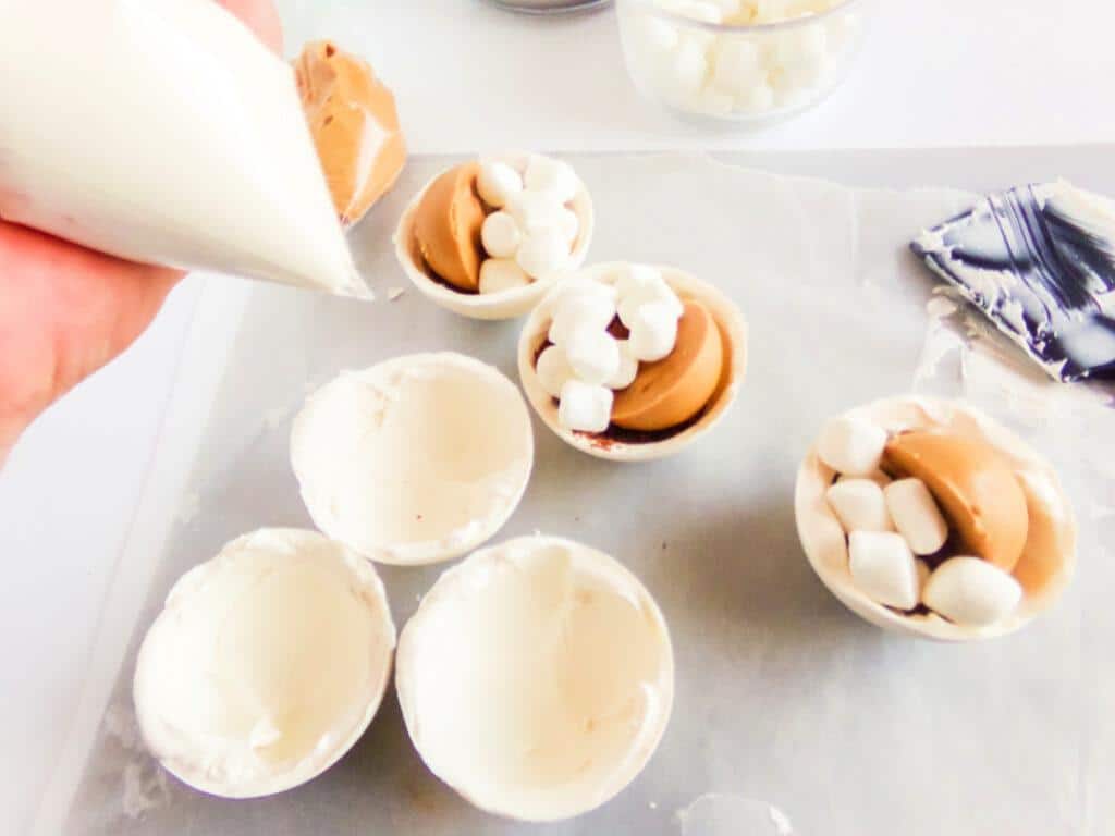 Peanut Butter Hot Cocoa Bombs 10 Peanut Butter Hot Cocoa Bombs