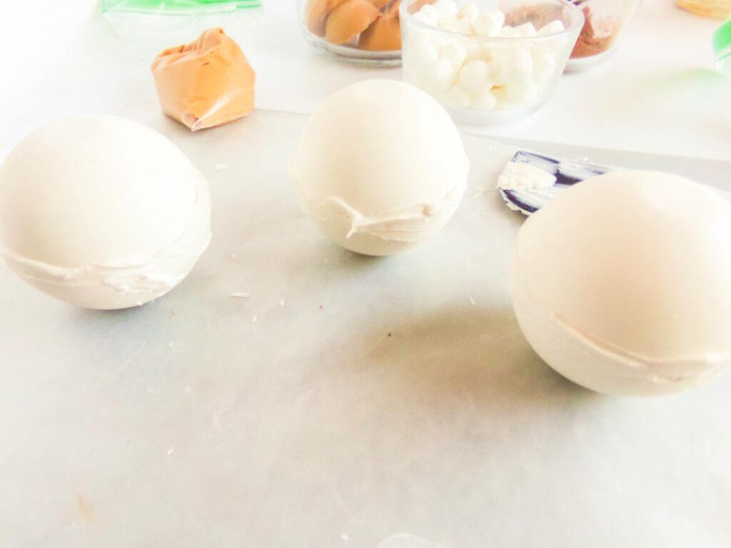 Peanut Butter Hot Cocoa Bombs 11 Peanut Butter Hot Cocoa Bombs