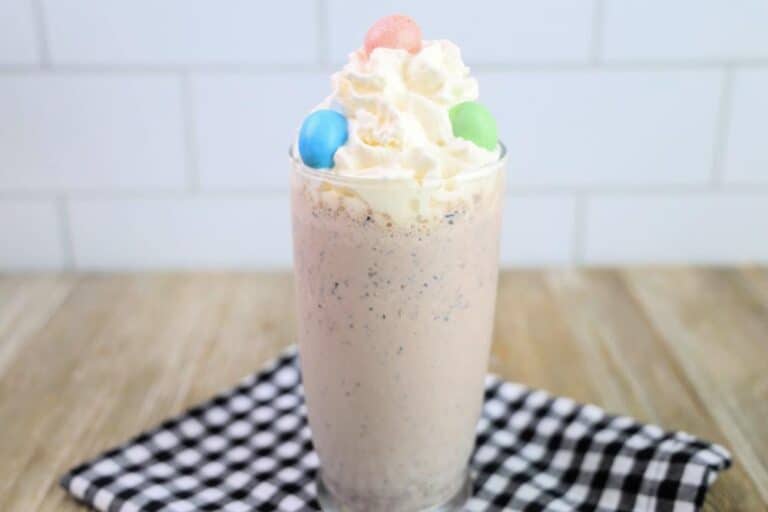 Hershey's Egg Blueberry Shake