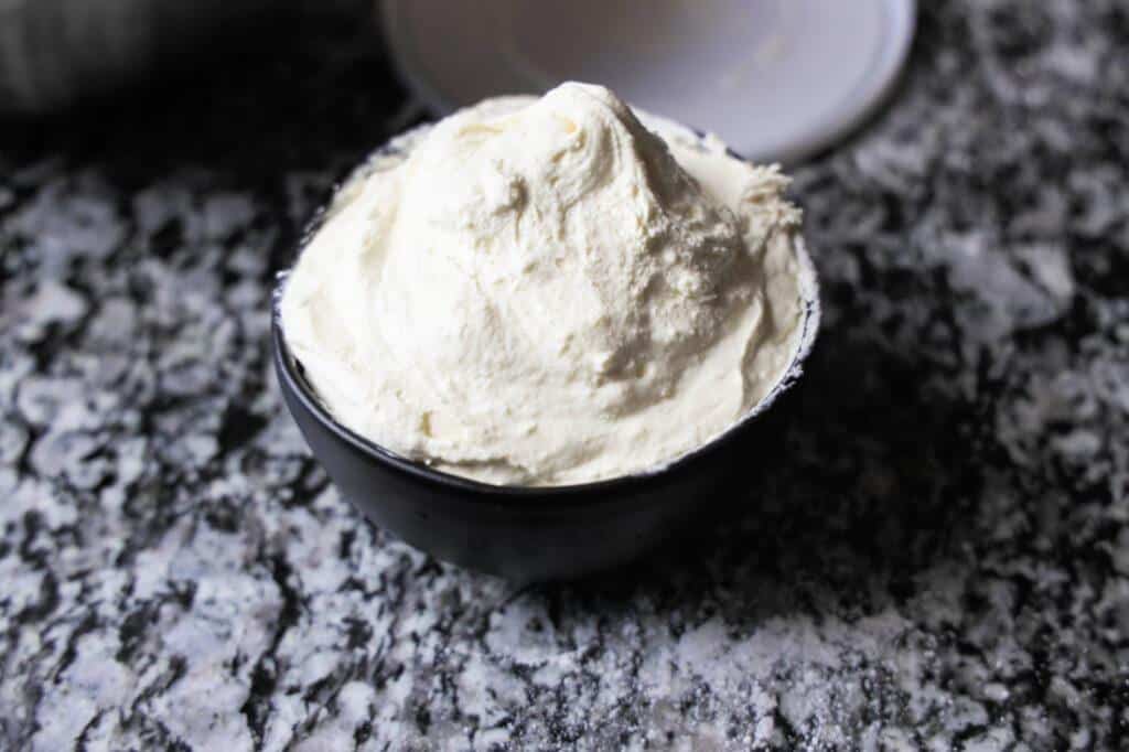 Quick and Easy King Cake Dip