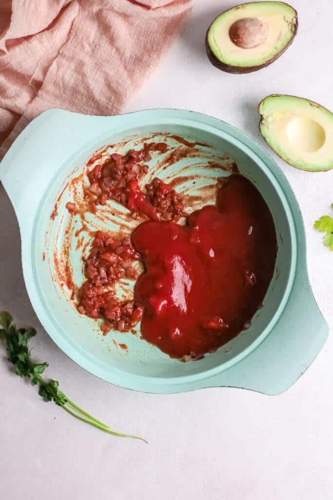 Quick and Easy Chicken Tinga