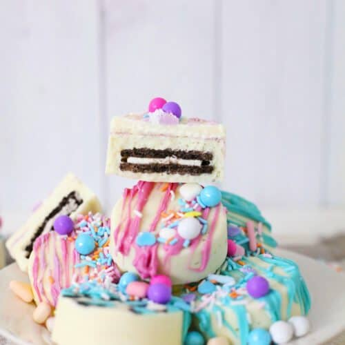 Fun and Colorful Spring Chocolate-Covered Oreos