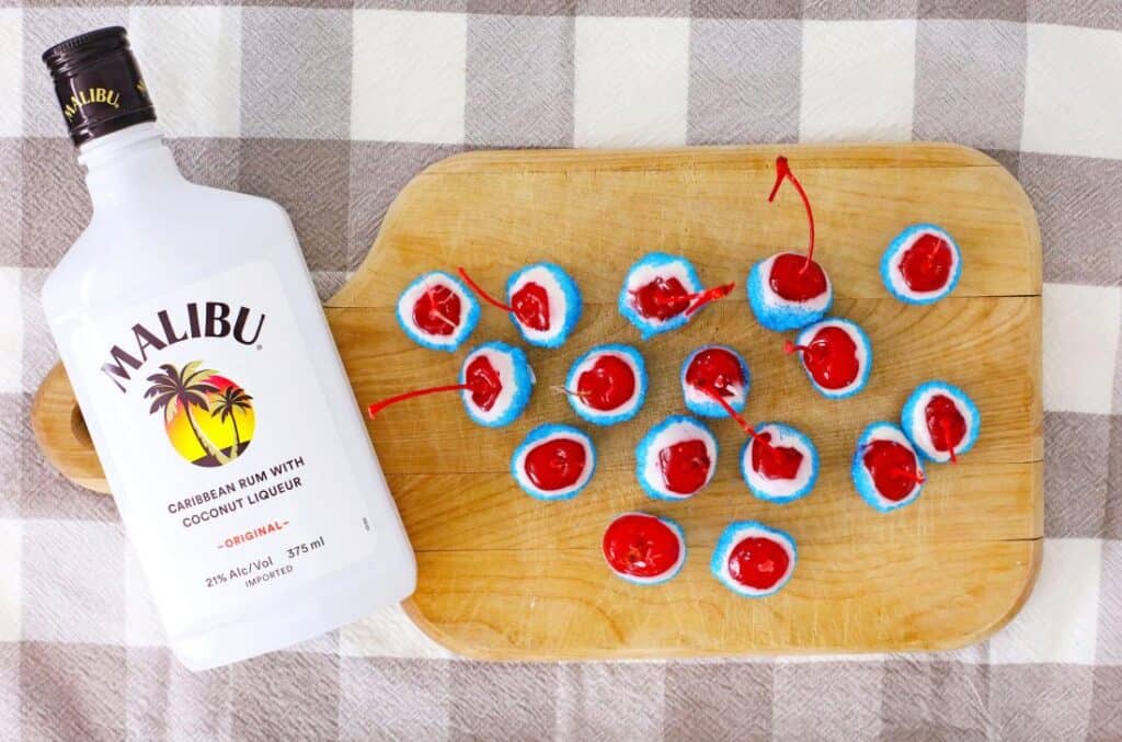 Mouth-Watering Boozy Patriotic Cherries 7 Mouth-Watering Boozy Patriotic Cherries