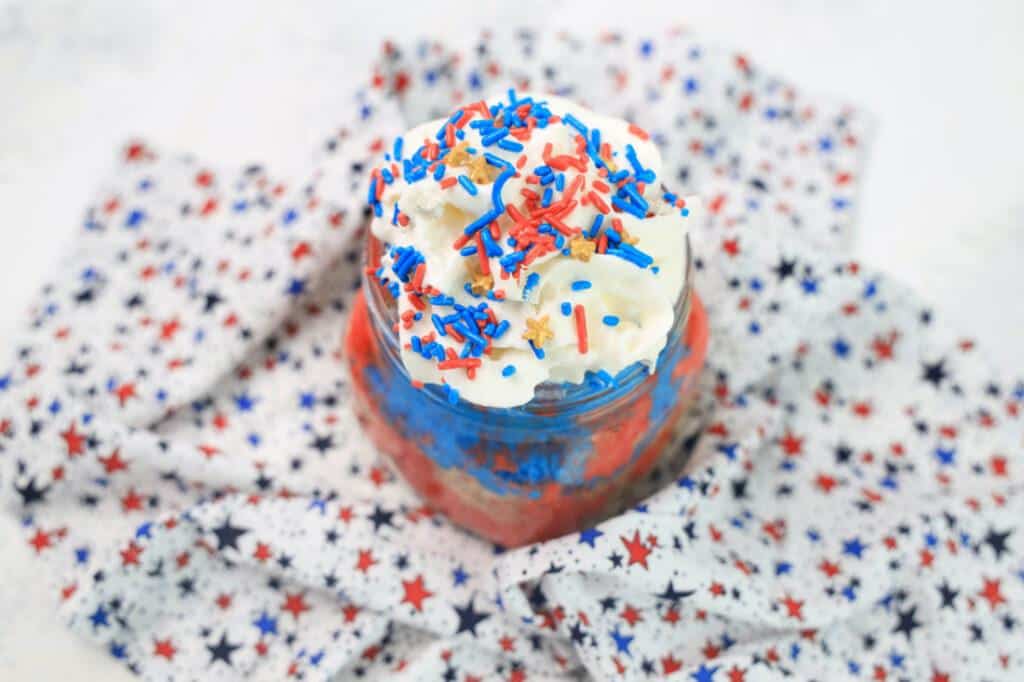 4th of July No Bake Cheesecake Jars Recipe