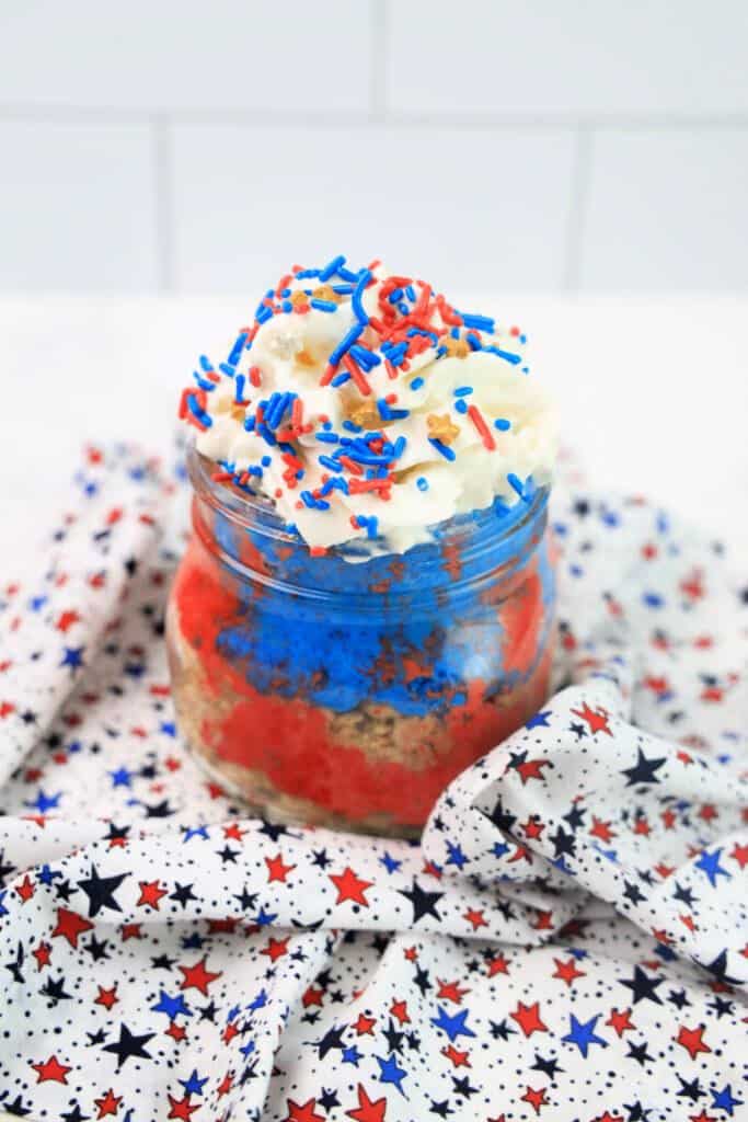 4th of July No Bake Cheesecake Jars Recipe