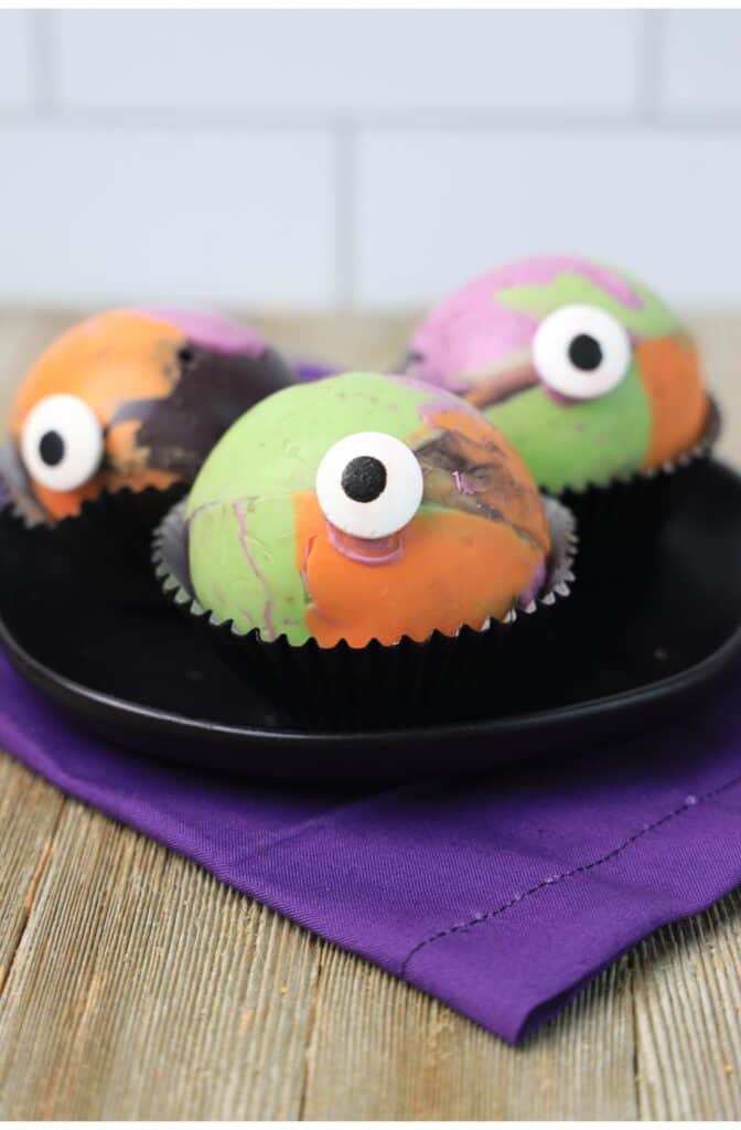 Hocus Pocus Hot Chocolate Bombs: A Recipe for Delight 10 Hocus Pocus Hot Chocolate Bombs