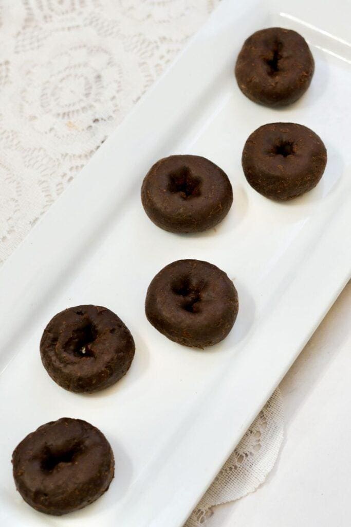 DELIGHTFUL TURKEY MINI DONUTS 3 Mini Chocolate Donuts 1