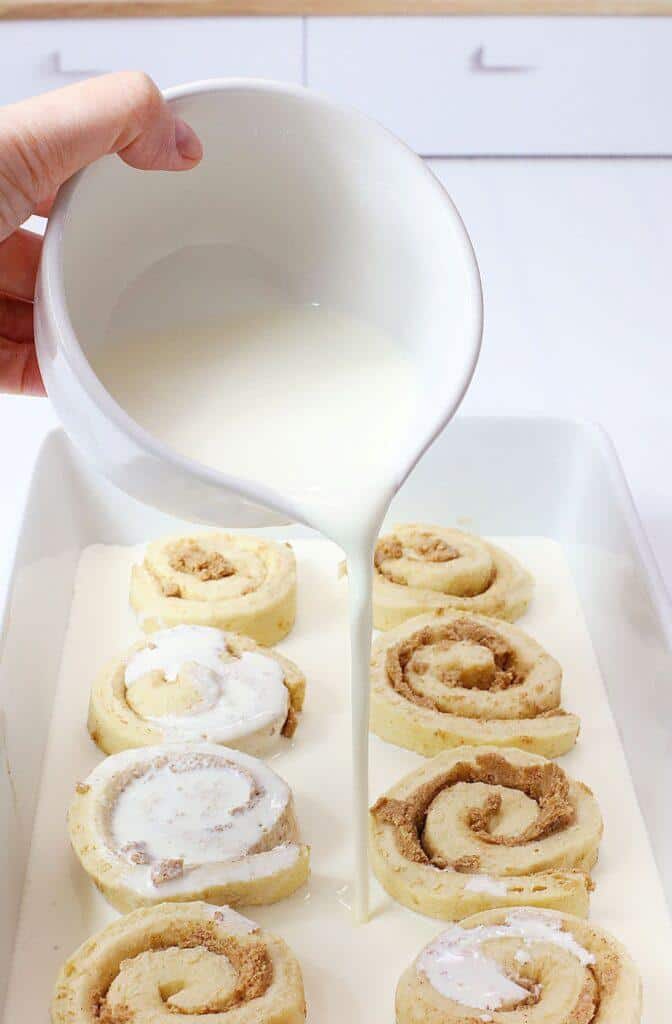 Frosty's Meltdown: Irresistible Melted Snowman Cinnamon Rolls 5 Melted Snowman Cinnamon Rolls