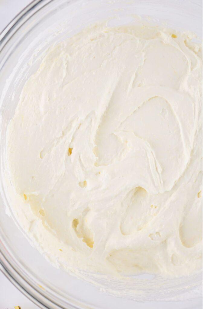 Mix Jello Powder with Whipped Cream