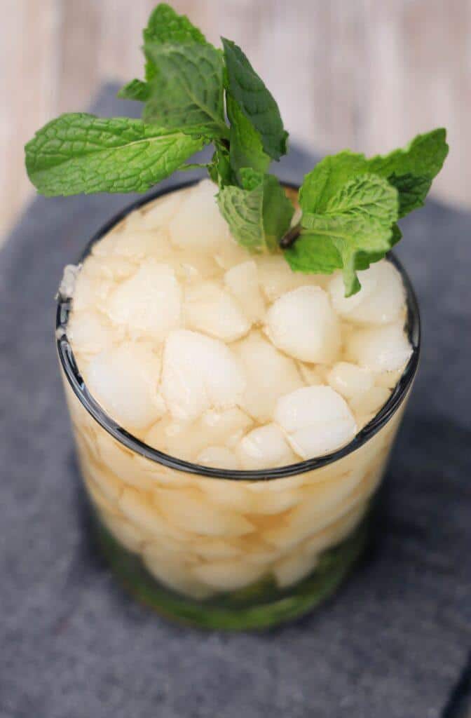 Celebrate Tradition with a Refreshing Mint Julep Recipe 6 Mastering the Mint Julep