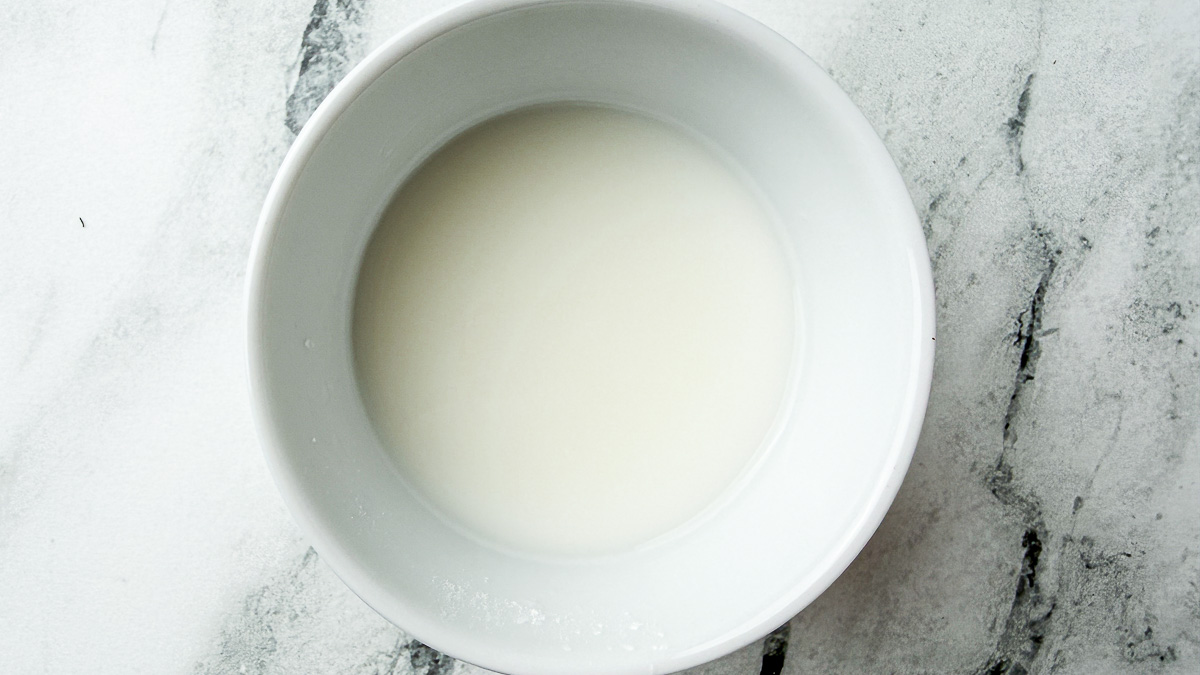 Cornstarch and water mixture