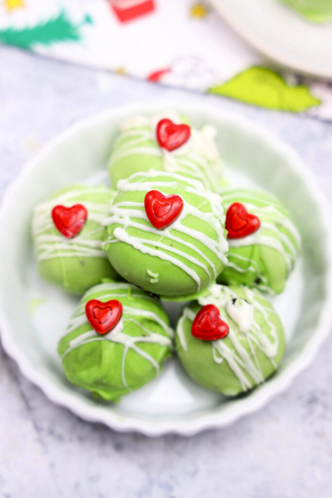 Grinch Oreo Balls 3