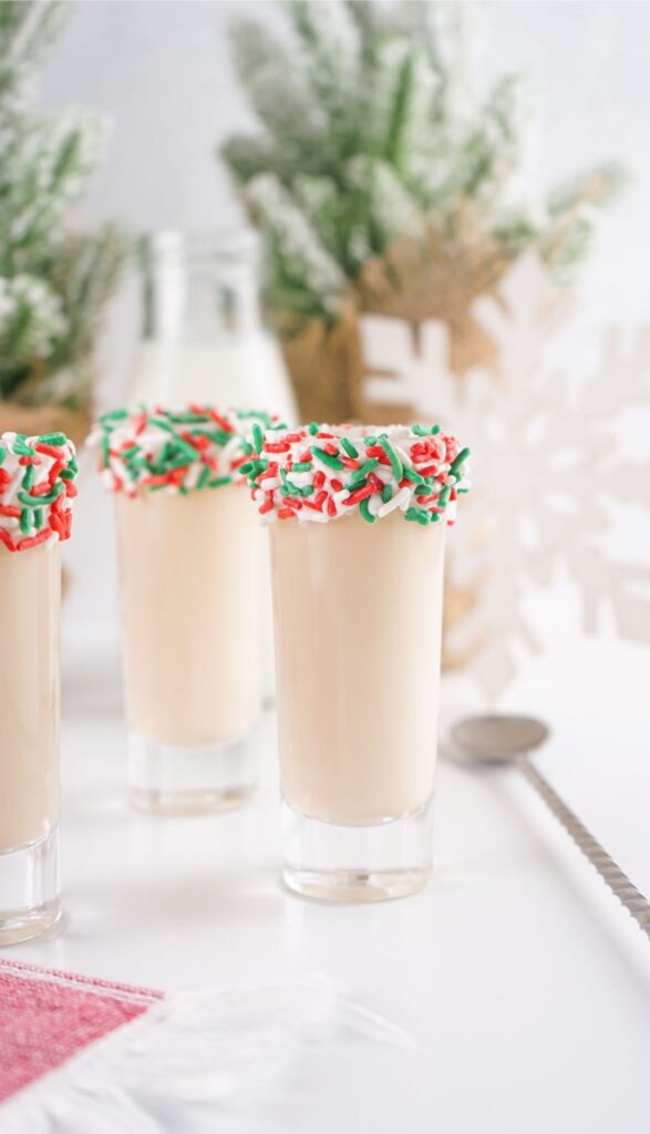 FESTIVE CHRISTMAS SUGAR COOKIE SHOT 10 Christmas Sugar Cookie Shot