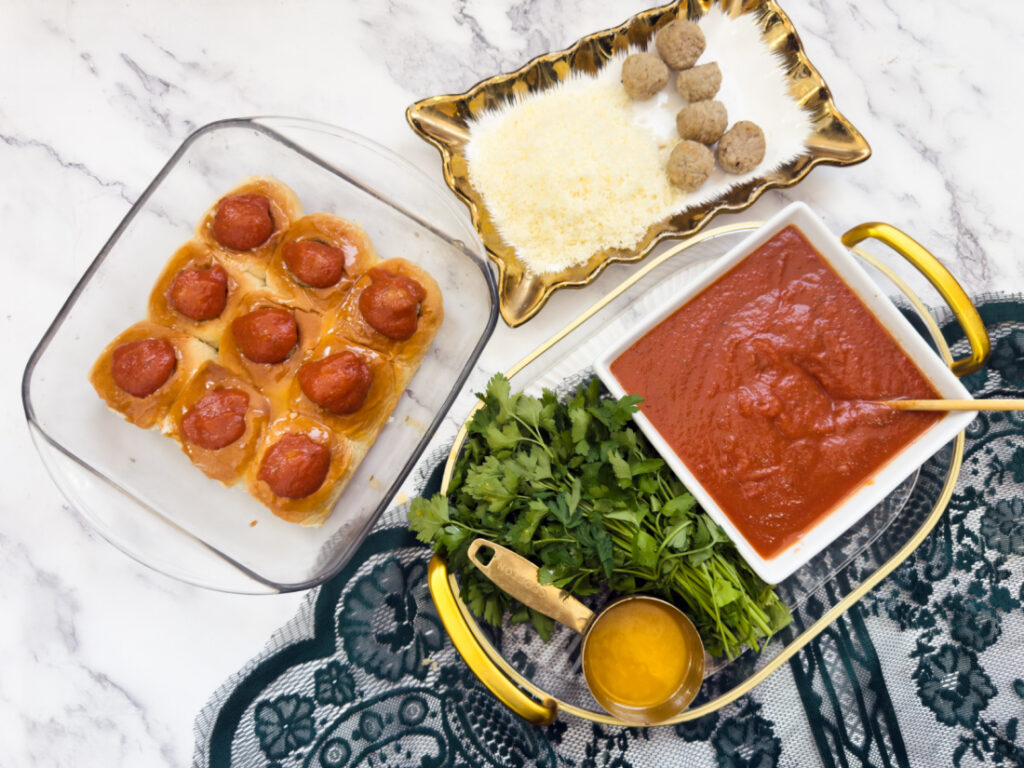 EASY CHEESY MEATBALL SLIDERS