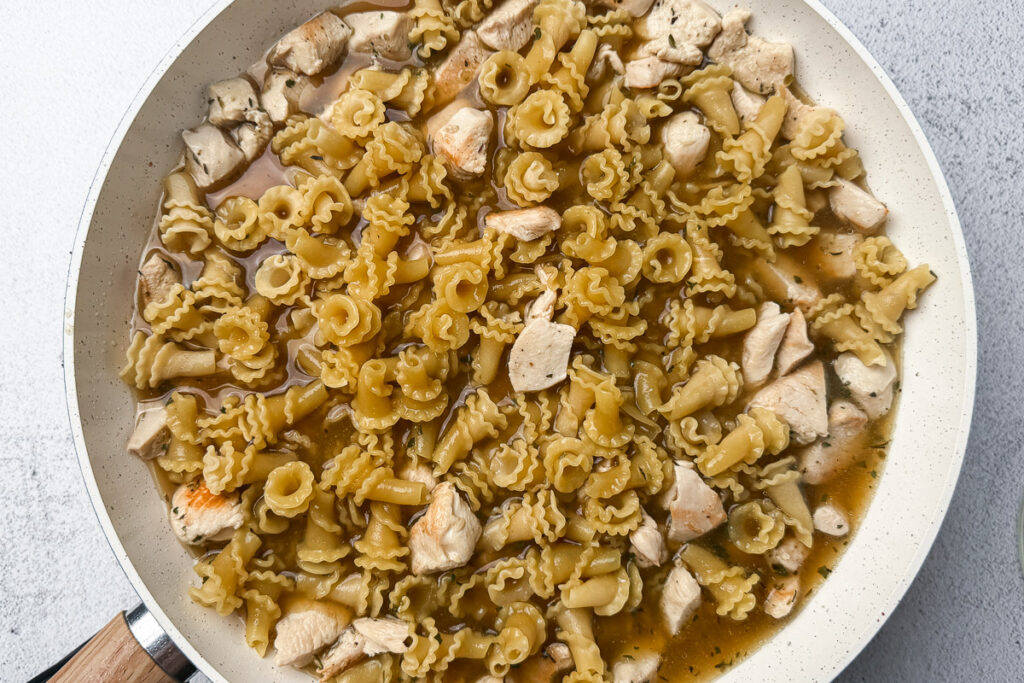 Chicken Bacon Ranch Pasta recipe step 4