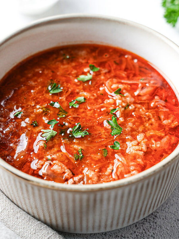 Easy Stuffed Cabbage Soup (1-Pot Deconstructed Golumpki)